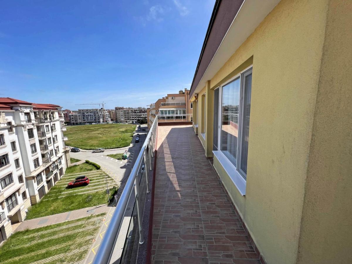 Valemar Apartments Pomorie Exterior photo